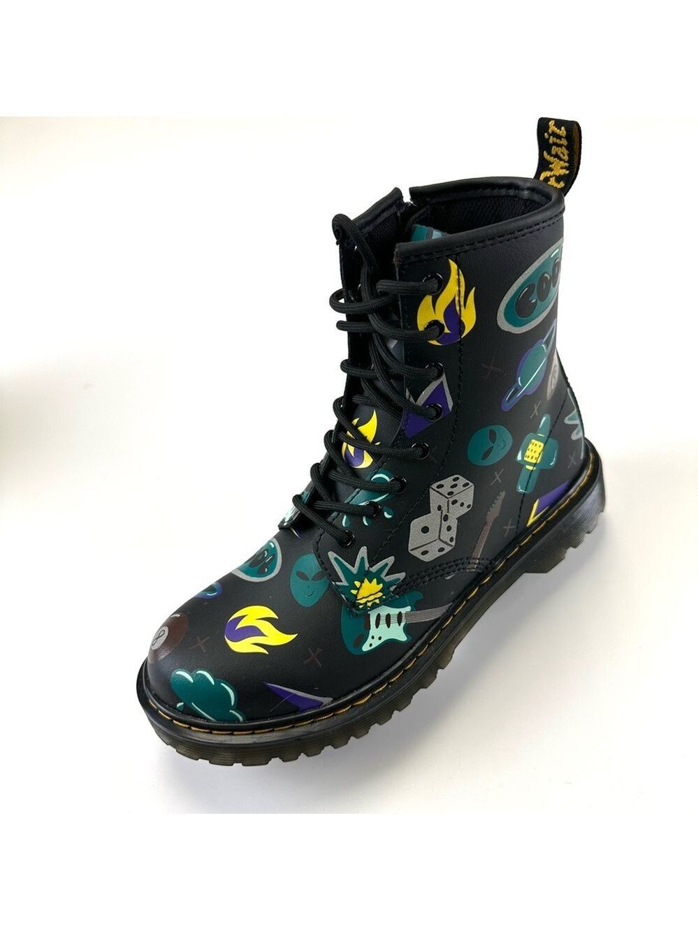 Dr Martens NEW sticker 1460 boots 8 Hole Womens Size 6 leather Lace up Indie - Picture 11 of 11